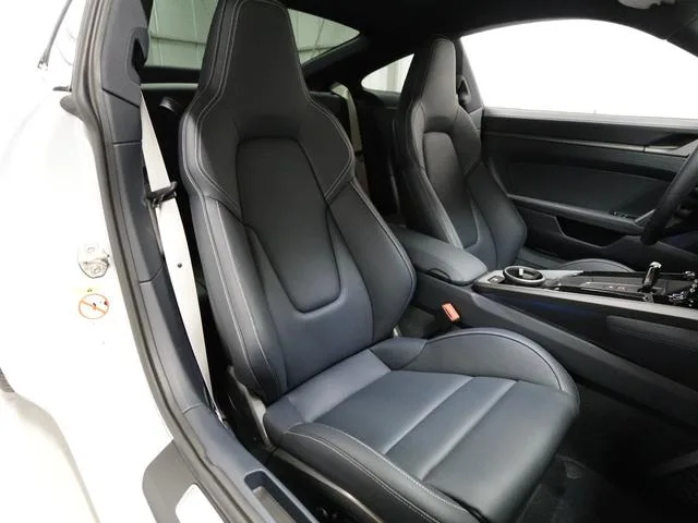Porsche 911 911 CARRERA 2025 — миниатюра 4