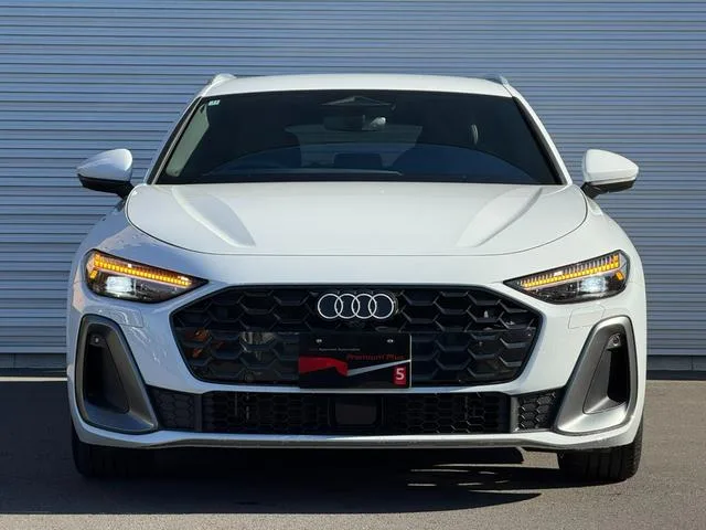 Audi A5 AVANT TFSI QUATTRO 150KW S LINE PACKAGE 2025 — миниатюра 2