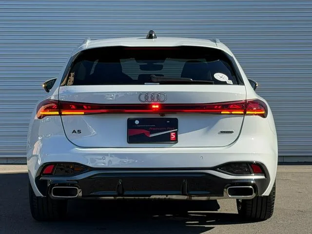 Audi A5 AVANT TFSI QUATTRO 150KW S LINE PACKAGE 2025 — миниатюра 3