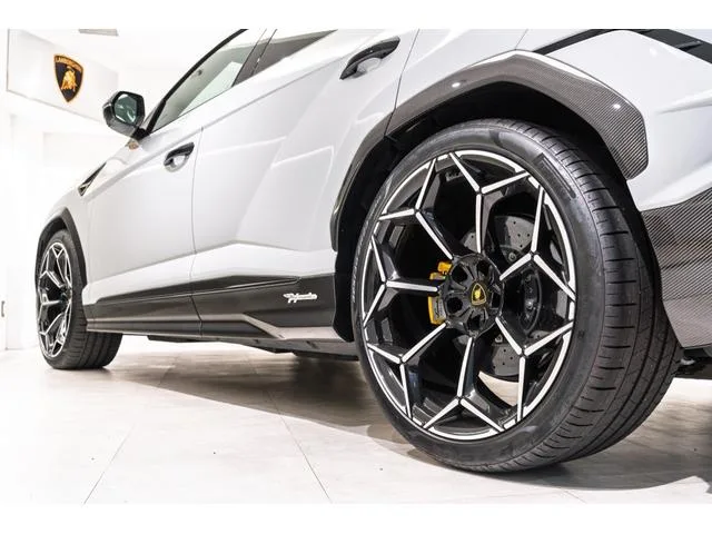 Lamborghini Urus PERFORMANTE 2024 — миниатюра 4