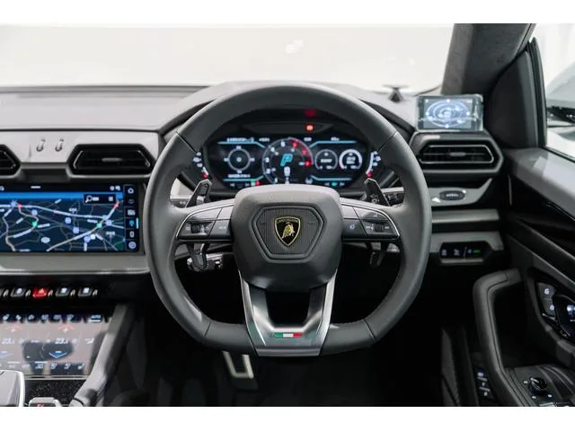 Lamborghini Urus SE 2025 — миниатюра 5