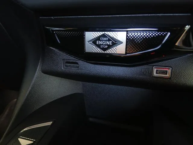 DS DS3 OPERA BLUE HDI 2025 — миниатюра 5