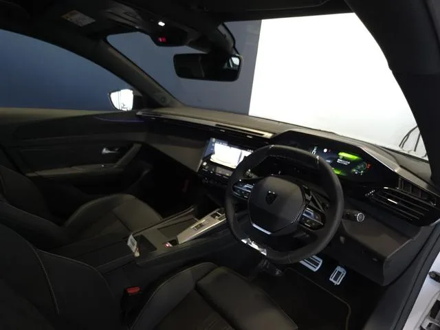 Peugeot 408 GT HYBRID 2026 — миниатюра 3