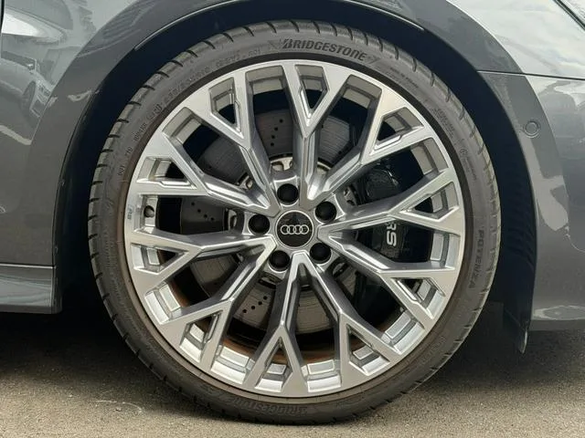 Audi RS3 BASE GRADE 2022 — миниатюра 5