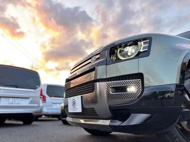 Land Rover DEFENDER 110X D300 2023 — миниатюра 2
