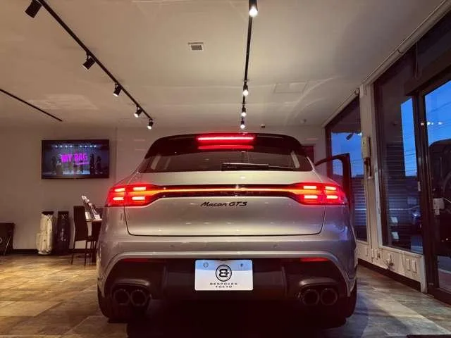 Porsche Macan MACAN GTS 2023 — миниатюра 3