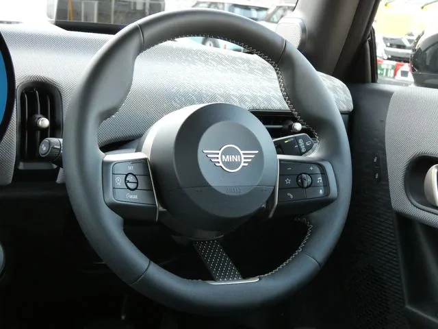 MINI MINI COOPER S FAVOURED TRIM 2025 — миниатюра 2