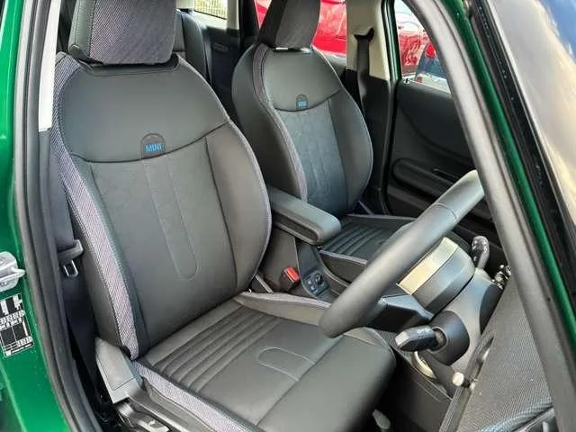 MINI MINI COOPER C CLASSIC TRIM 2025 — миниатюра 4
