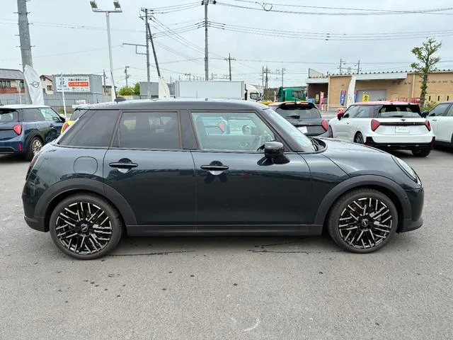 MINI MINI COOPER S FAVOURED TRIM 2025 — миниатюра 2