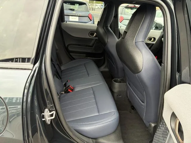 MINI MINI COOPER S FAVOURED TRIM 2025 — миниатюра 4