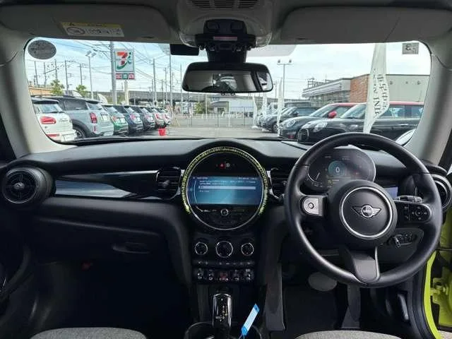 MINI MINI COOPER S PREMIUM PLUS PACKAGE CLASSIC TRIM 2023 — миниатюра 3