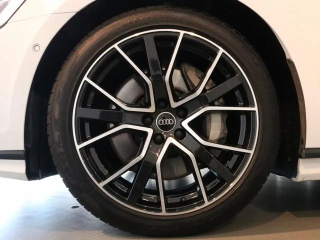 Audi A8 55TFSI QUATTRO 2022 — миниатюра 2