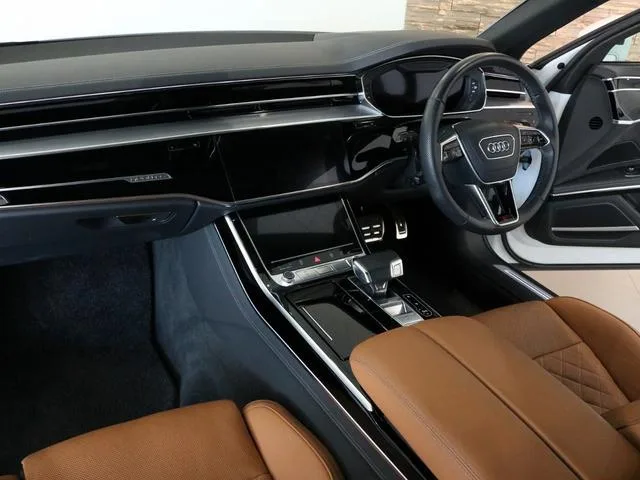 Audi A8 55TFSI QUATTRO 2022 — миниатюра 3