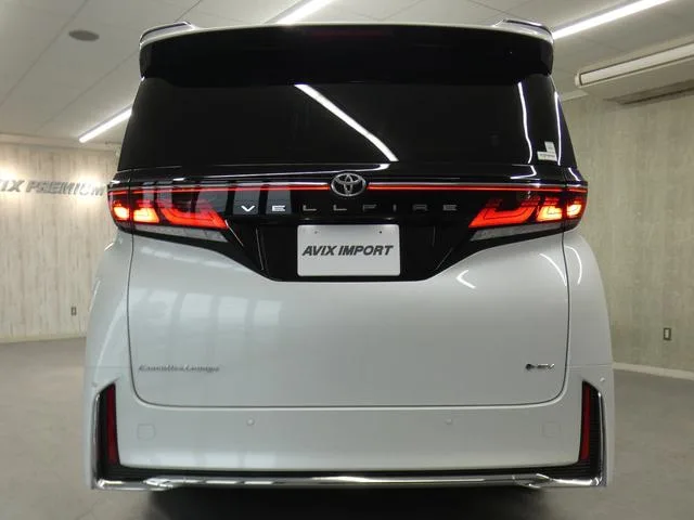 Toyota VELLFIRE HYBRID EXECUTIVE LOUNGE 2024 — миниатюра 2
