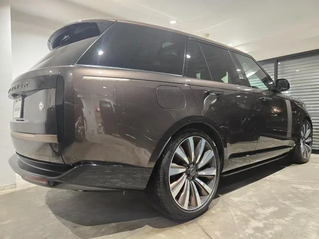 Land Rover Range Rover SV P615 STANDARD WHEELBASE 2025 — миниатюра 2