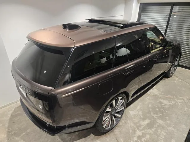 Land Rover Range Rover SV P615 STANDARD WHEELBASE 2025 — миниатюра 4