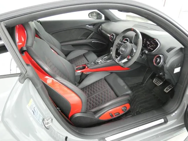 Audi TT RS COUPE BASE GRADE 2022 — миниатюра 5
