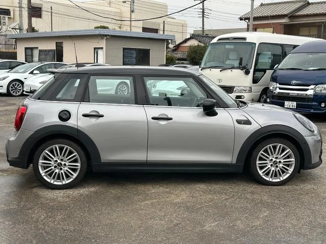 MINI MINI 2023 — миниатюра 2