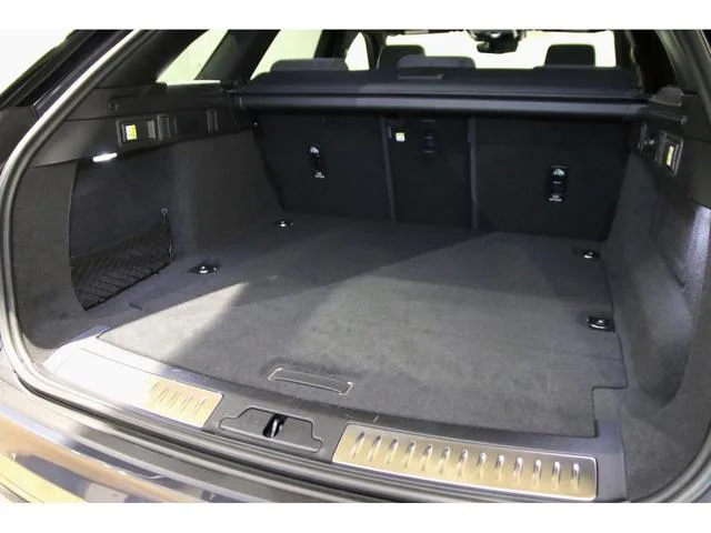 Land Rover Range Rover Velar DYNAMIC HSE P400E 2024 — миниатюра 4