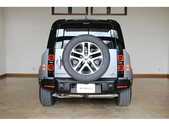 Land Rover DEFENDER 110 EASTNOR EDITION 2023 — миниатюра 3