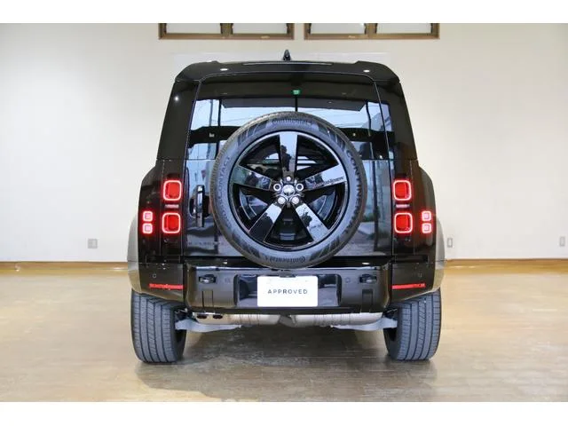 Land Rover DEFENDER 90X-DYNAMIC HSE D350 2025 — миниатюра 3