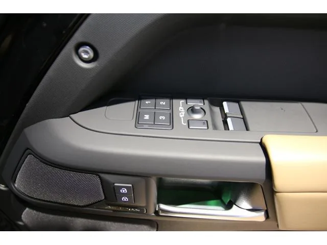 Land Rover DEFENDER 90X-DYNAMIC HSE D350 2025 — миниатюра 5