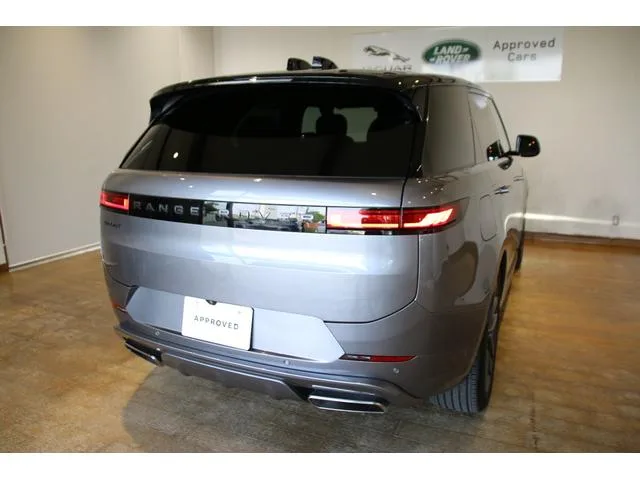 Land Rover Range Rover Sport DYNAMIC SE P550E 2025 — миниатюра 2