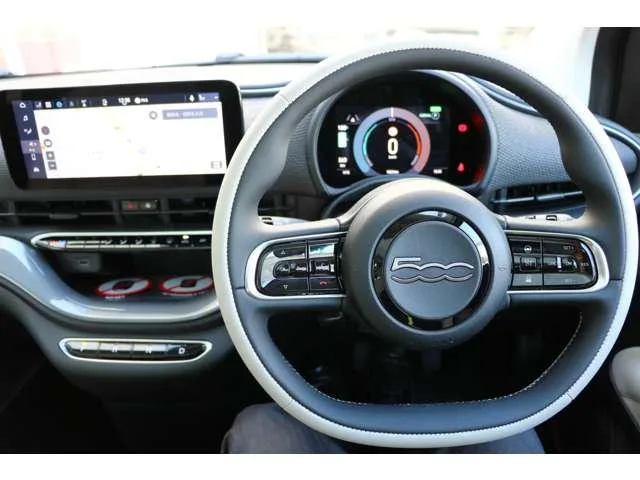 Fiat 500e ICON 2025 — миниатюра 3
