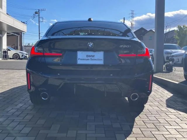 BMW 3 SERIES 320i M-SPORT 2023 — миниатюра 3
