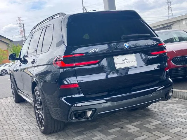 BMW X7 X DRIVE 40D M SPORT 2025 — миниатюра 3
