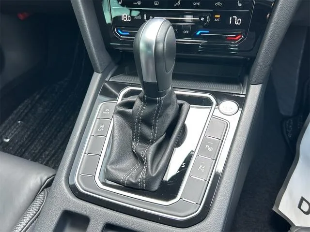 Volkswagen PASSAT_VARIANT_2 TDI R LINE 2024 — миниатюра 3