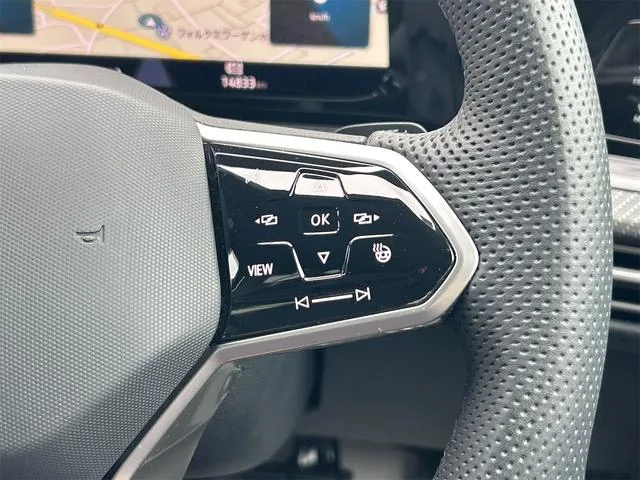 Volkswagen GOLF VARIANT TDI R LINE PLATINUM EDITION 2023 — миниатюра 3