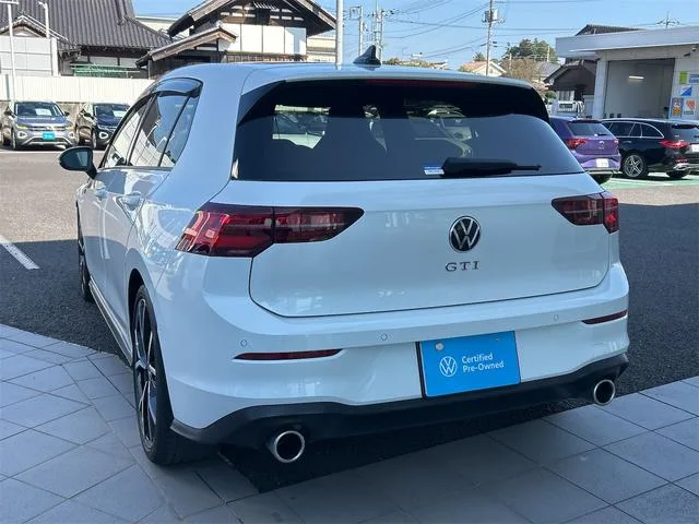 Volkswagen GOLF GTI BASE GRADE 2023 — миниатюра 5