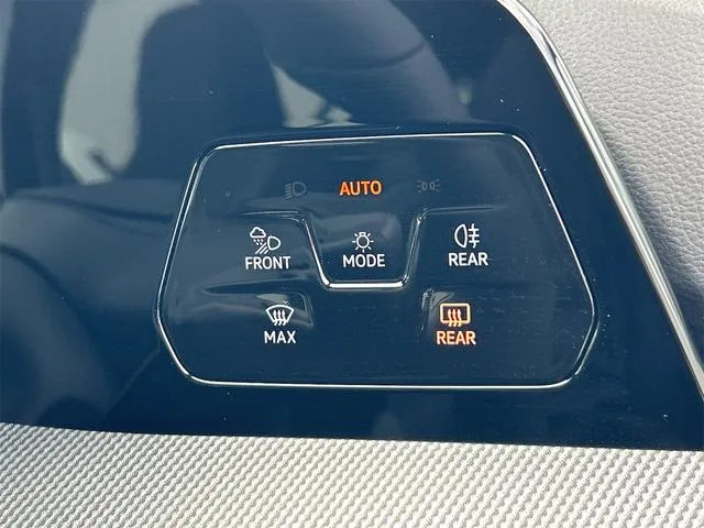 Volkswagen GOLF VARIANT ETSI R LINE 2025 — миниатюра 3