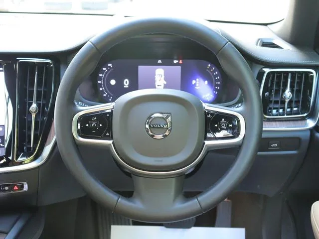 Volvo V60 CROSS COUNTRY ULTIMATE B5 AWD 2022 — миниатюра 4
