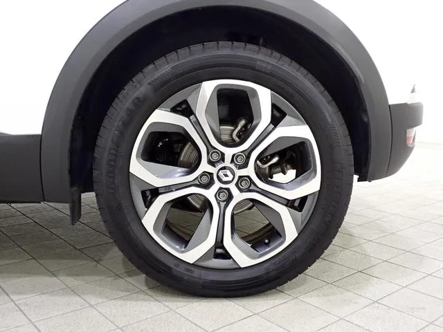 Renault CAPTUR E-TECH HYBRID 2023 — миниатюра 5