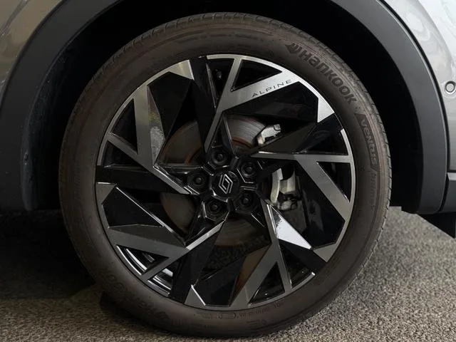 Renault Arkana ESPRIT ALPINE E-TECH FULL HYBRID 2025 — миниатюра 5