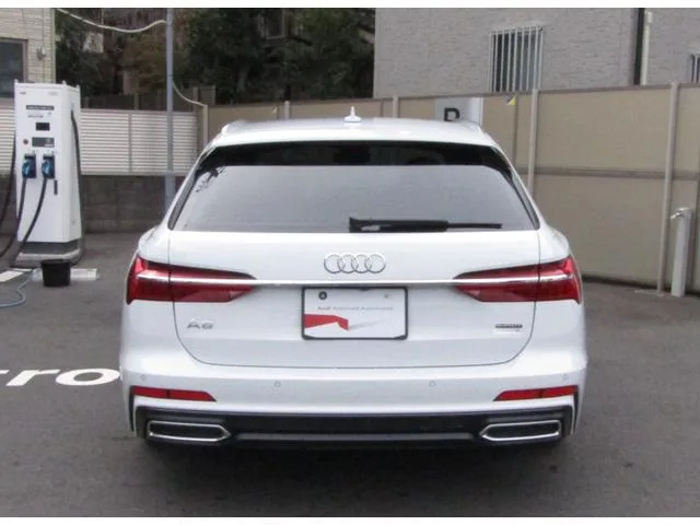 Audi A6 AVANT 40 TDI QUATTRO SPORT S LINE PACKAGE 2023 — миниатюра 3