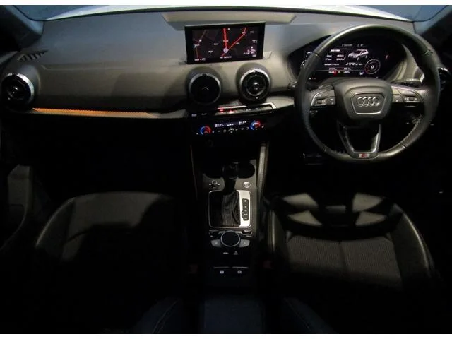 Audi Q2 2022 — миниатюра 5