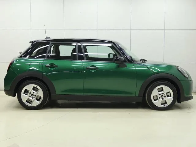 MINI MINI COOPER C CLASSIC TRIM 2024 — миниатюра 3
