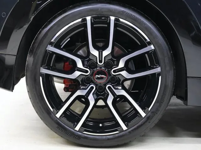MINI MINI JOHN COOPER WORKS JOHN COOPER WORKS TRIM 2025 — миниатюра 2