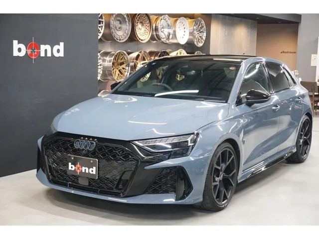Audi RS3 SPORTBACK BASE GRADE 2025 — миниатюра 2
