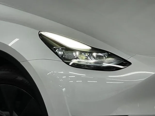 Tesla MODEL Y RWD 2024 — миниатюра 5