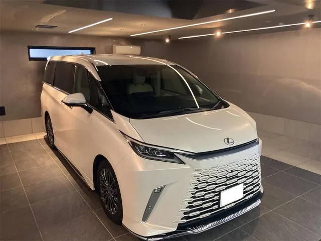 Lexus LM LM500H VERSION L 2025 — миниатюра 4