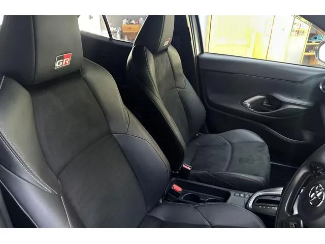 Toyota YARIS CROSS HYBRID GR SPORT 2023 — миниатюра 5
