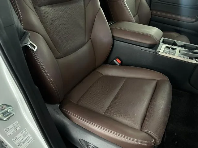 Toyota LAND CRUISER 250 ZX 2024 — миниатюра 5