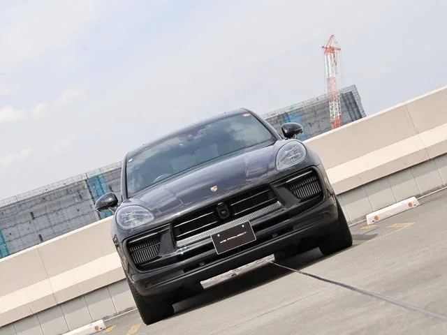Porsche Macan MACAN S 2023 — миниатюра 4