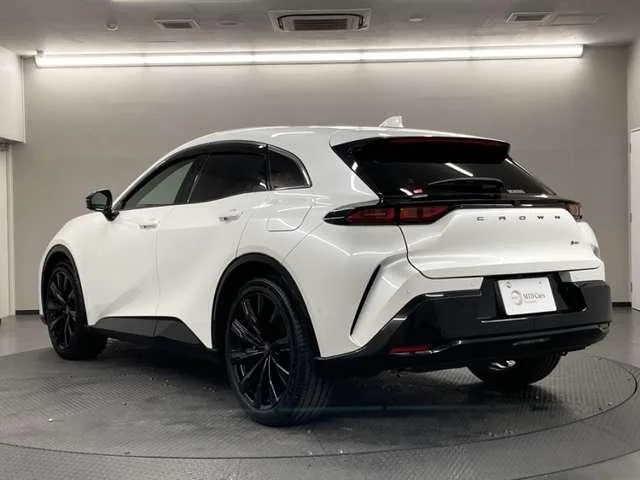 Toyota CROWN SPORT Z 2024 — миниатюра 3
