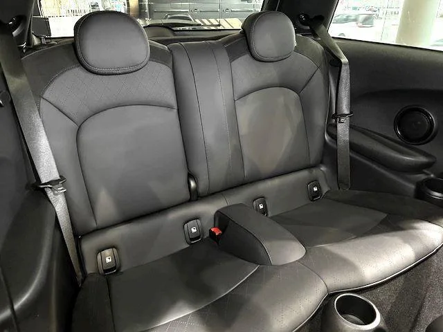 MINI MINI JOHN COOPER WORKS JOHN COOPER WORKS TRIM 2023 — миниатюра 3