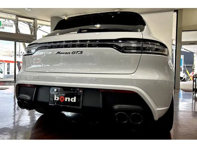 Porsche Macan MACAN GTS 2023 — миниатюра 2